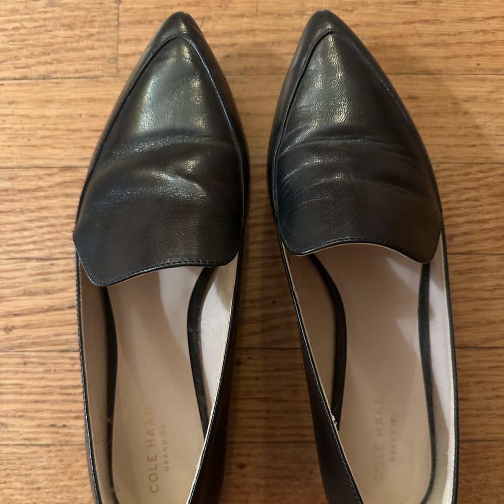 Black leather Cole Haan pointed toe loafers size 8B